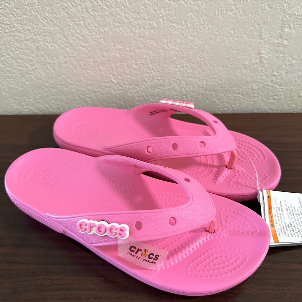 CROCS Kids Bright Pink Flip Flops